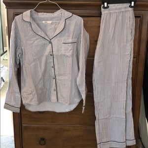 UGG Pajama Set Never Worn